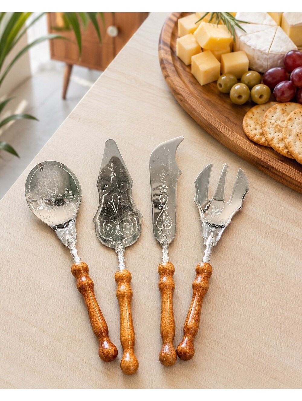 Vintage 1960s 4 Cheese Serving Utensils Hostess Set Stainless Steel Wood, 10.5”